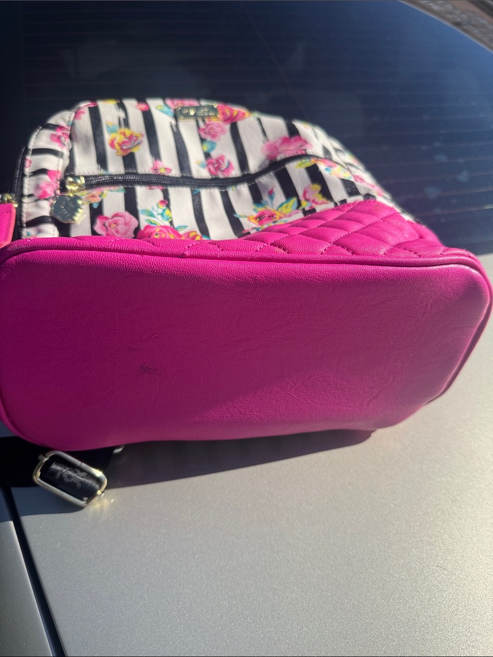 Floral Stripe Mini Backpack in Hot Pink Quilted Accent - Unbranded - Picture 6 of 8